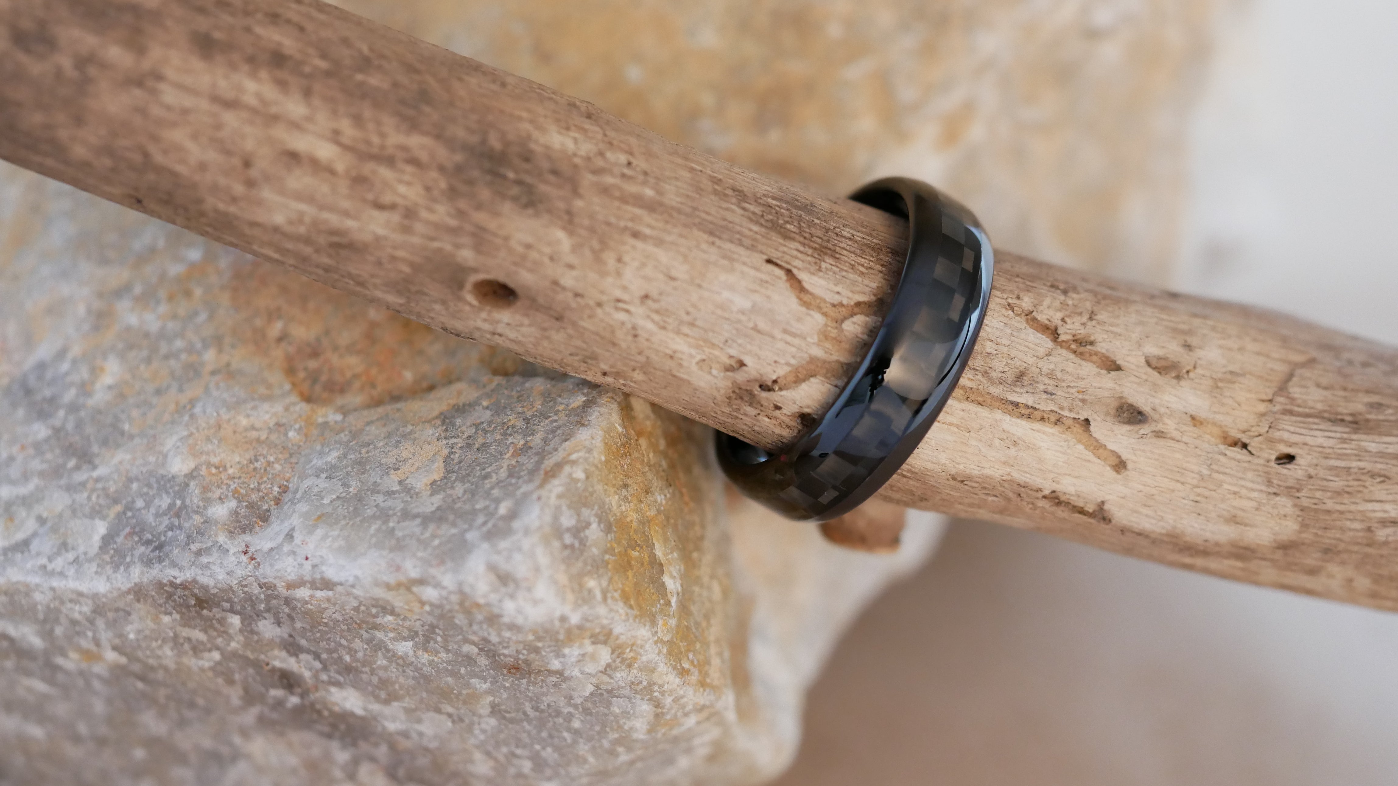 Men's 7mm Tungsten Black Carbon Fibre Ring